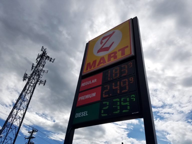 Curious Nashville Why Do Gas Prices Vary So Much Across Town? WPLN News