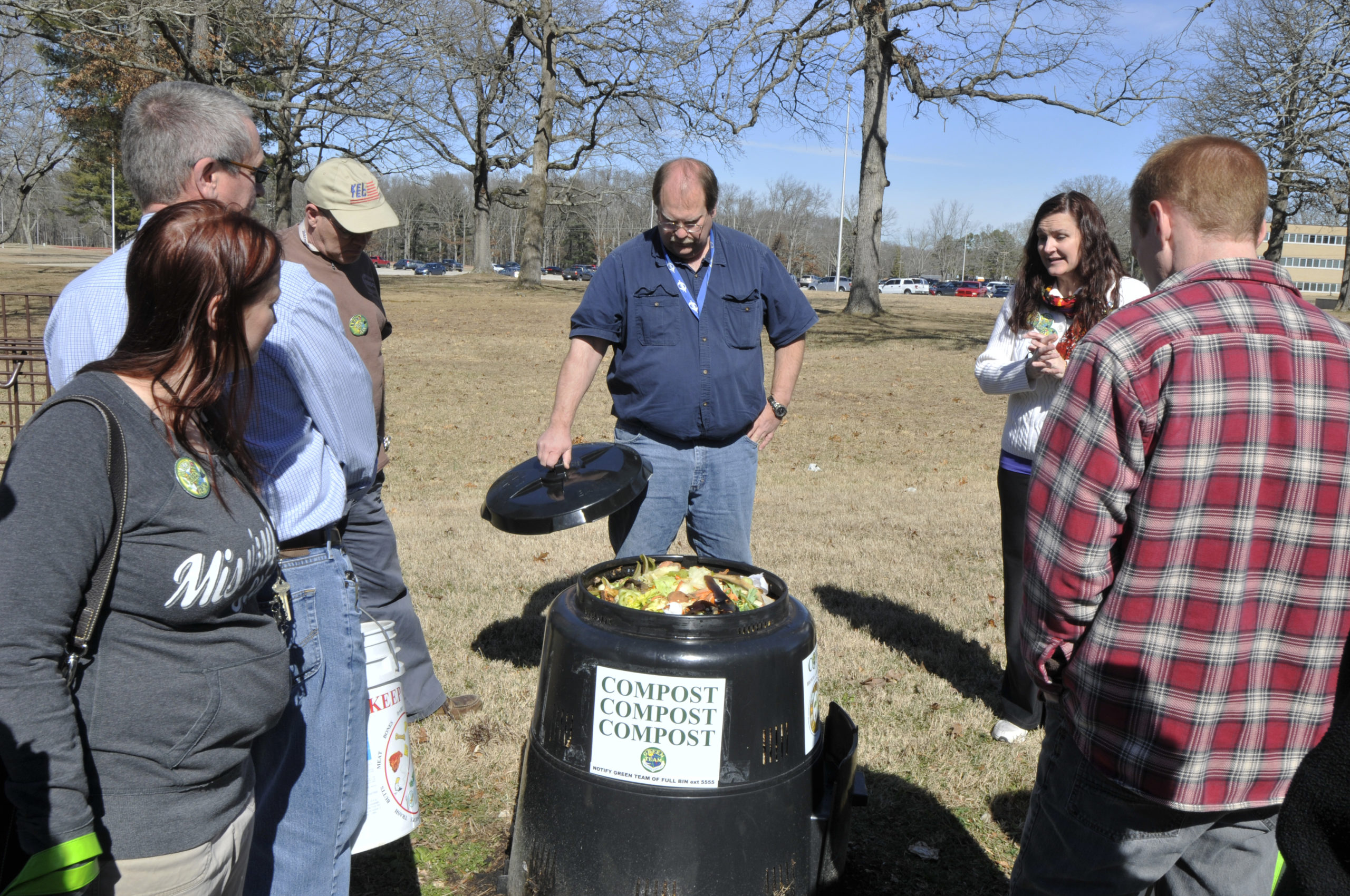 Tullahoma Hopes To Turn 'Garbage Into Gold' With Free Composting Bins