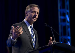 Tenn. Gov. Bill Haslam speaks at a conference on economic development in 2016.