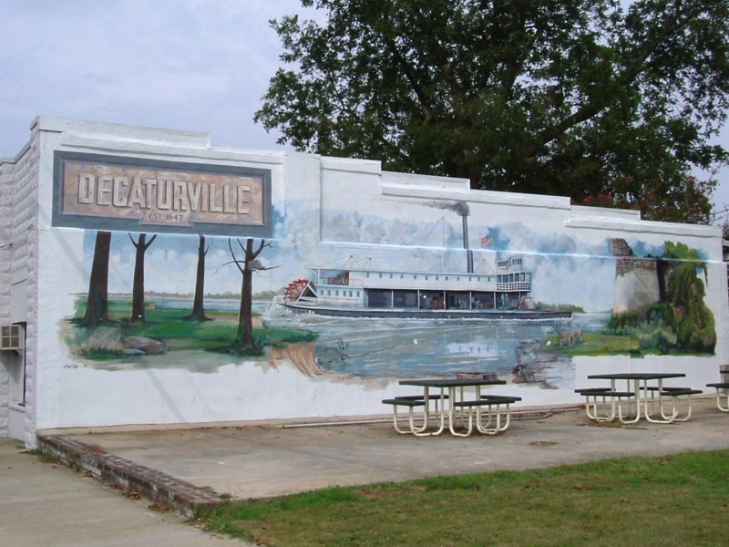 Decaturville mural