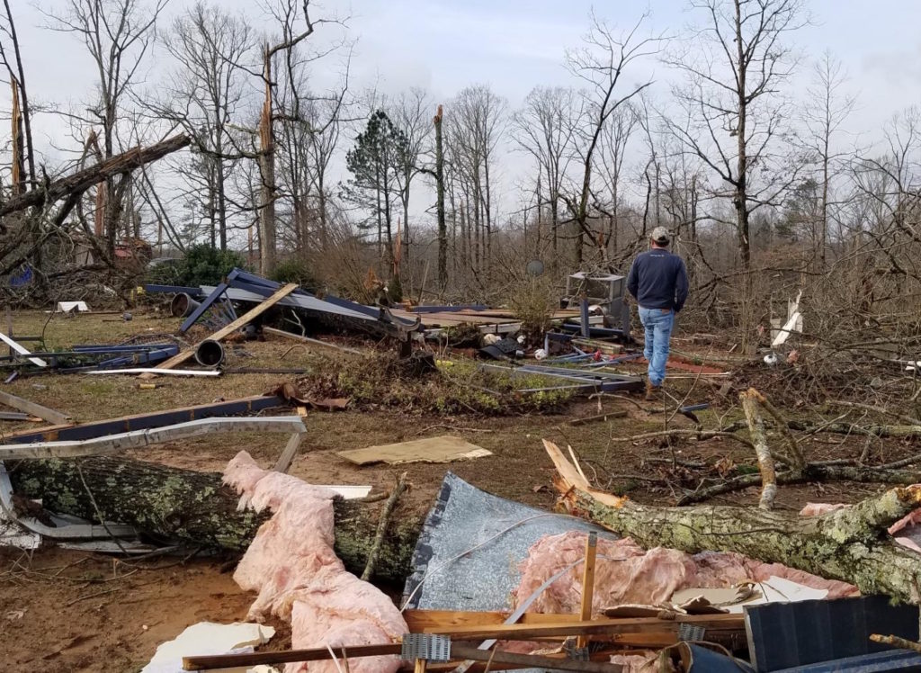 In Benton County After The Tornado, A Community Rallies And A Daughter ...