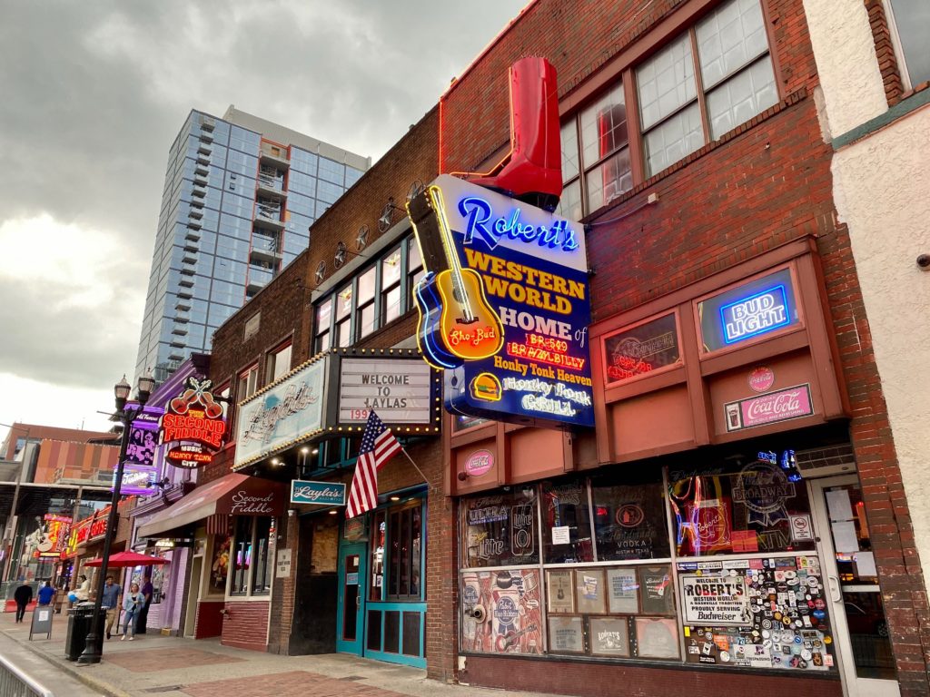 Restaurants and bars along Lower Broadway