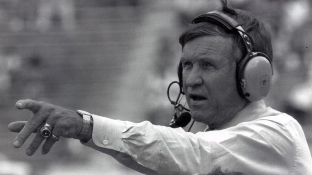 Johnny Majors, who led Pitt to 1976 national championship, dies at 85