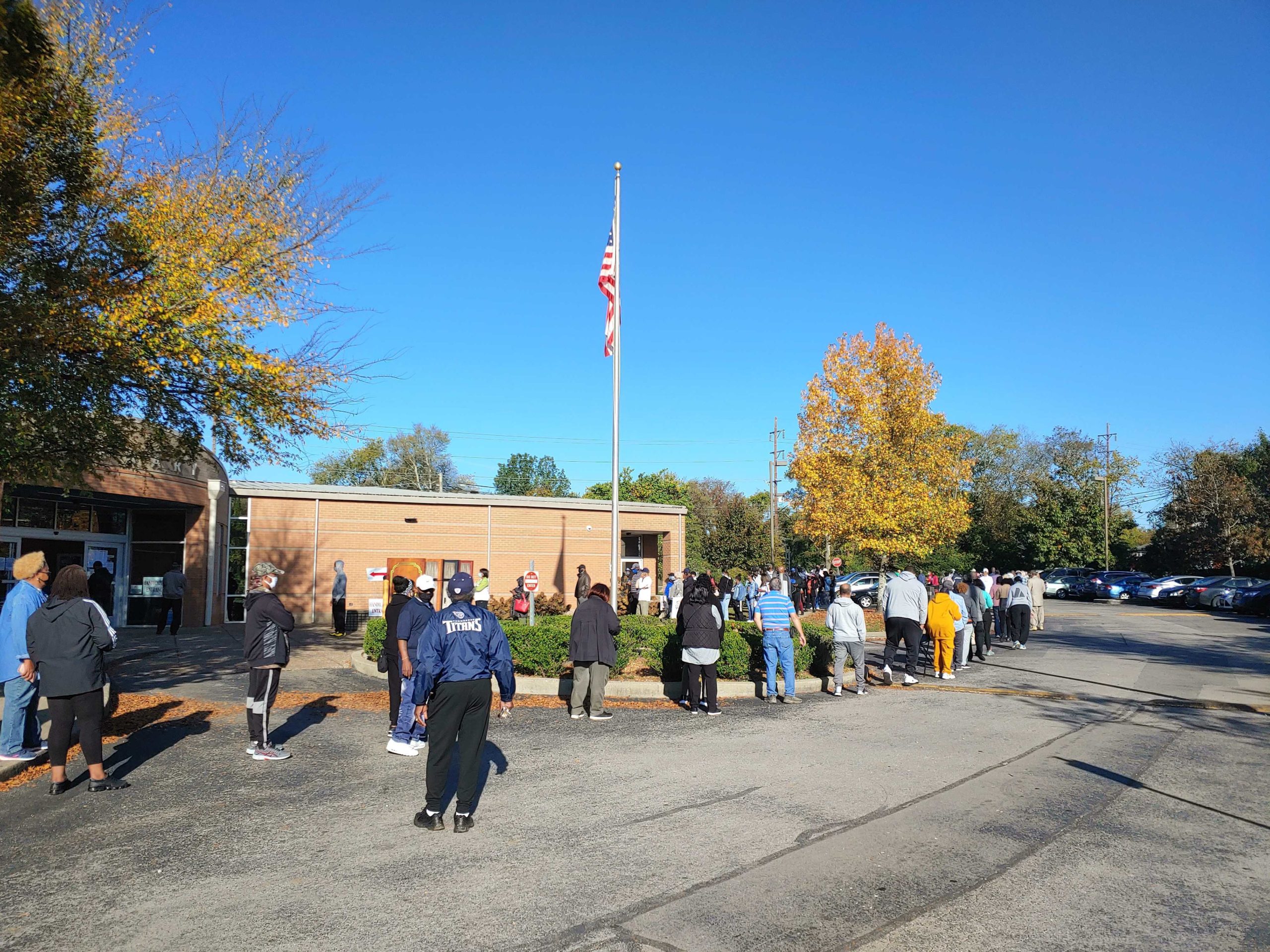 Big Crowds, Energized Voters As Early Balloting Begins In Tennessee