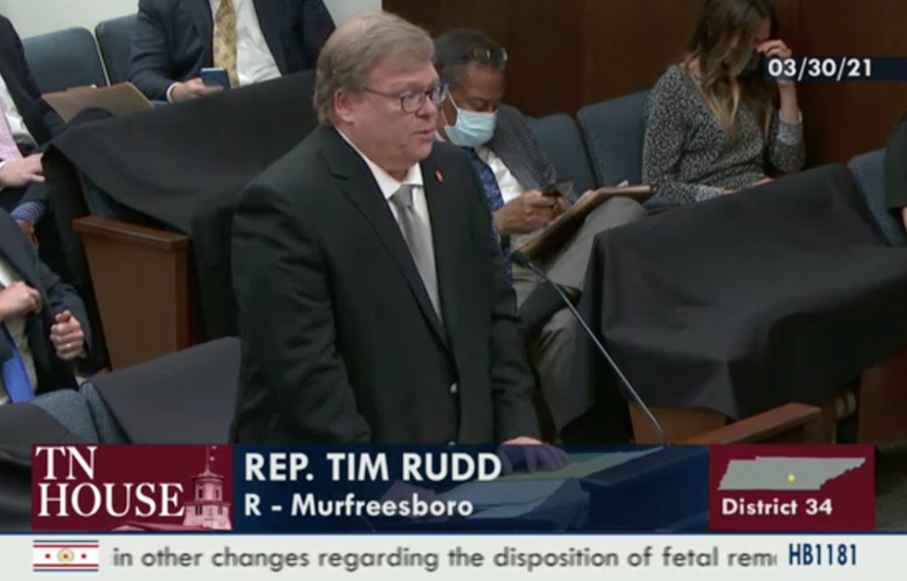 State Rep. Tim Rudd presents the legislation in a committee meeting.