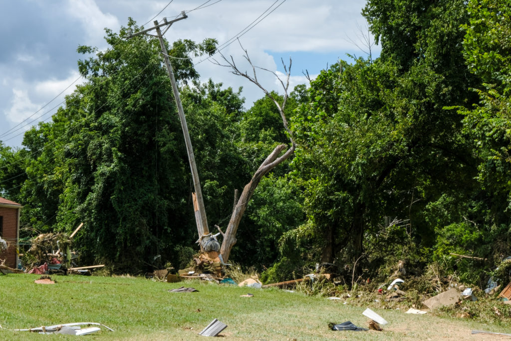 Waverly Tennessee flood damage debris