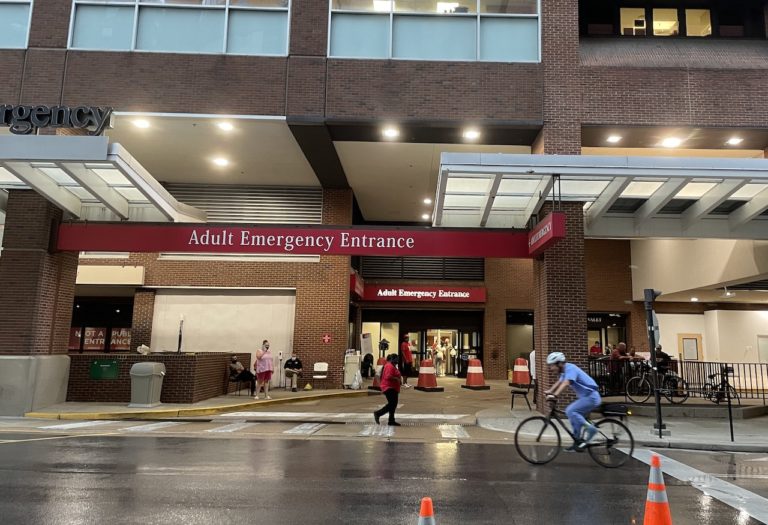 Tennessee Hospitals Are Full And Left With Fewer Strings To Pull WPLN