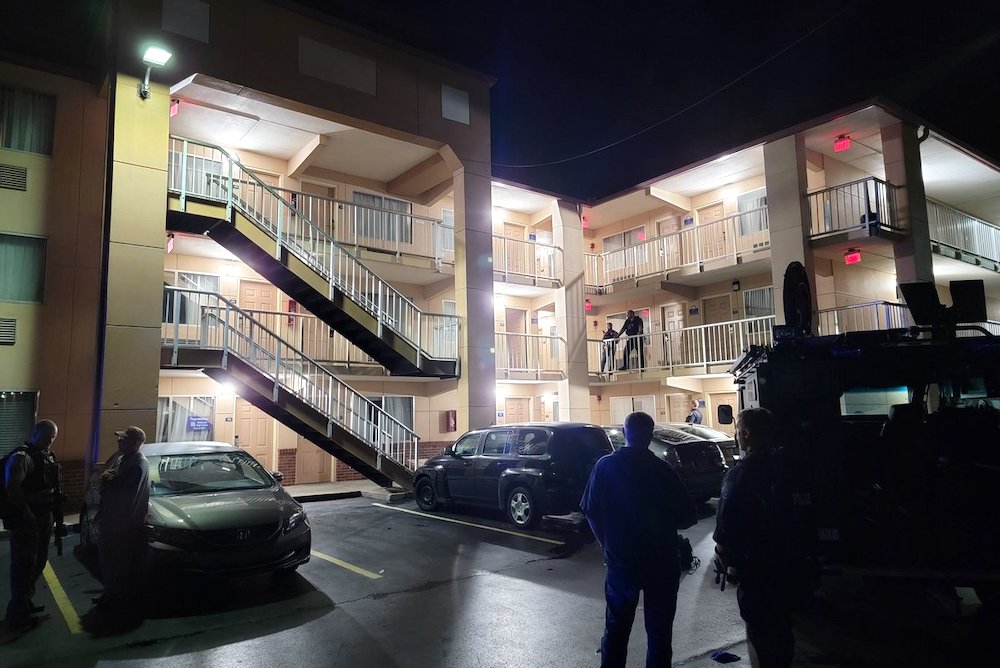 Nashville police shooting Days Inn hotel