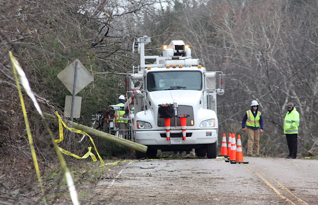 utility crew storm repair Nashville