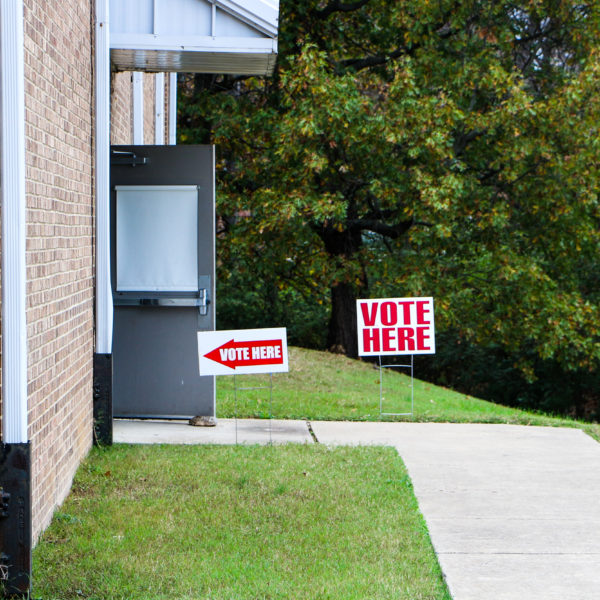 vote sign Tennessee