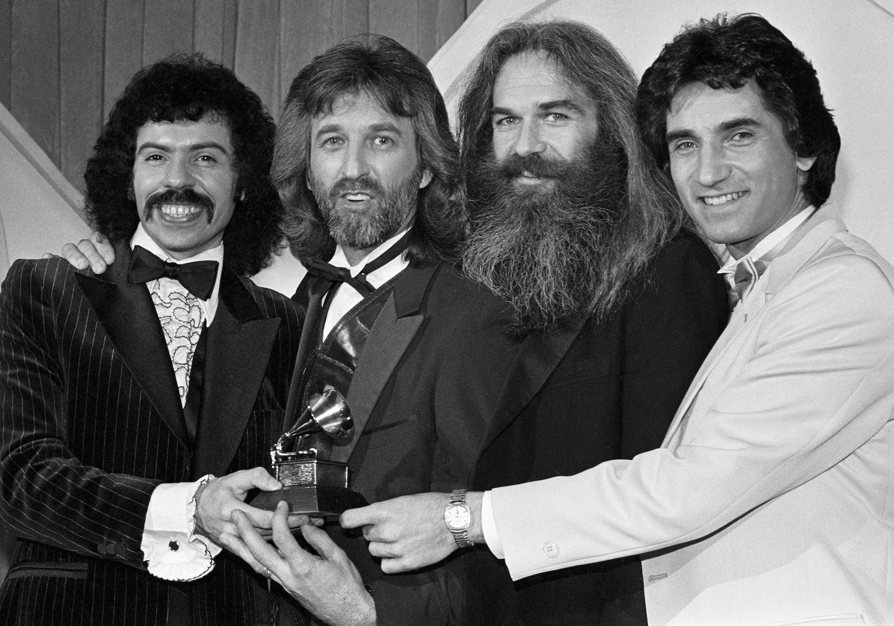 Joe Bonsall, celebrated tenor in the country and gospel group the Oak ...