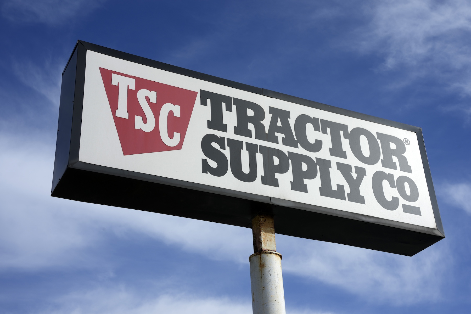 Tractor Supply is ending DEI and climate efforts after conservative ...