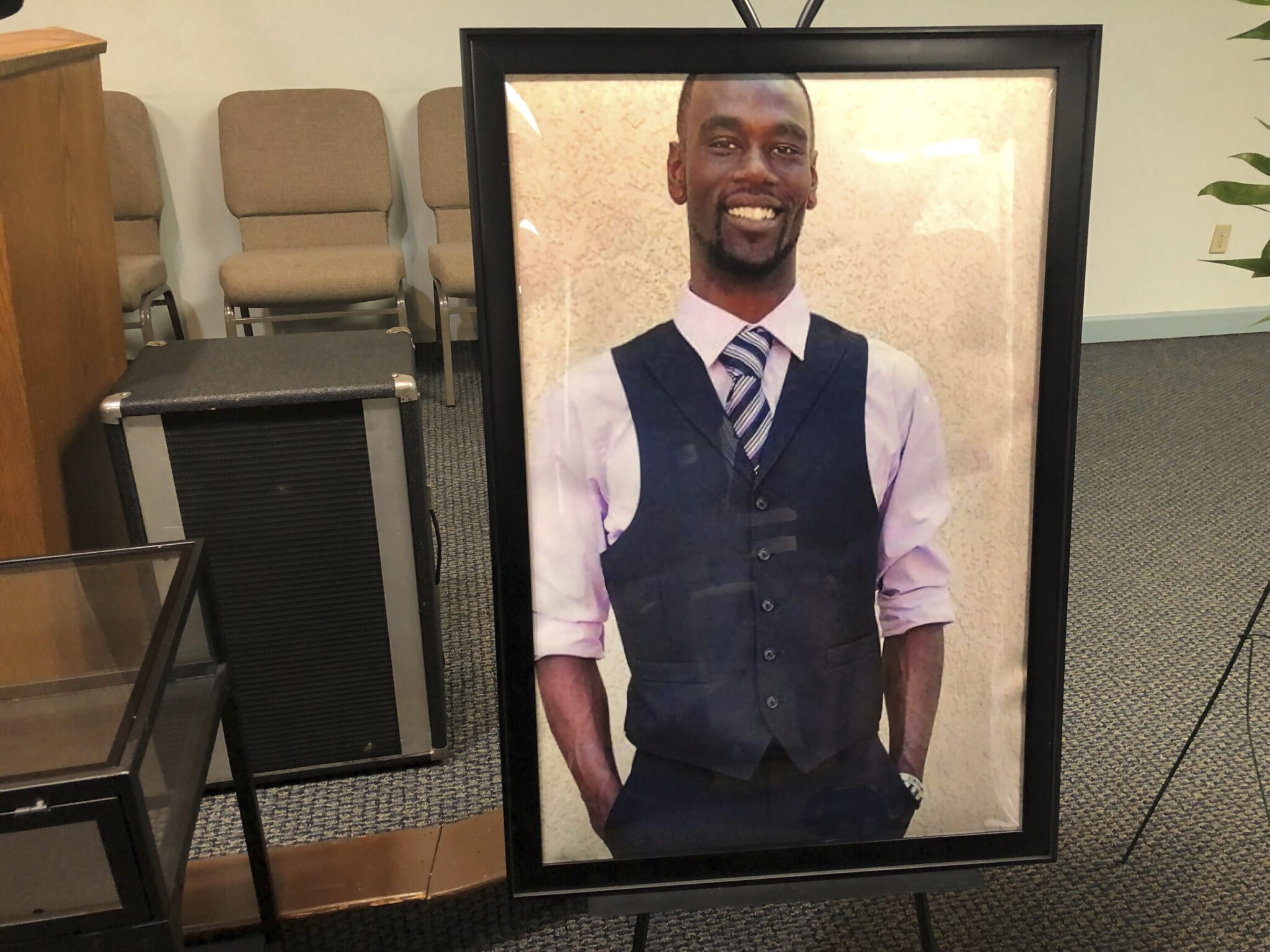 3 former Memphis officers acquitted in fatal beating of Tyre Nichols ...