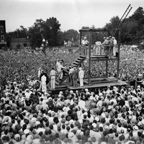 In 1936, in front of an estimated 20,000 spectators, Rainey Bethea was hanged in Owensboro at the last public execution in the United States. A new book by an Owensboro native examines Bethea's case and lynch culture in America.