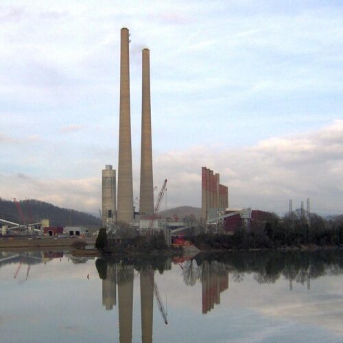 The Kingston Fossil Plant, built and operated by the Tennessee Valley Authority, viewed from Interstate 40 near Kingston, Tennessee.