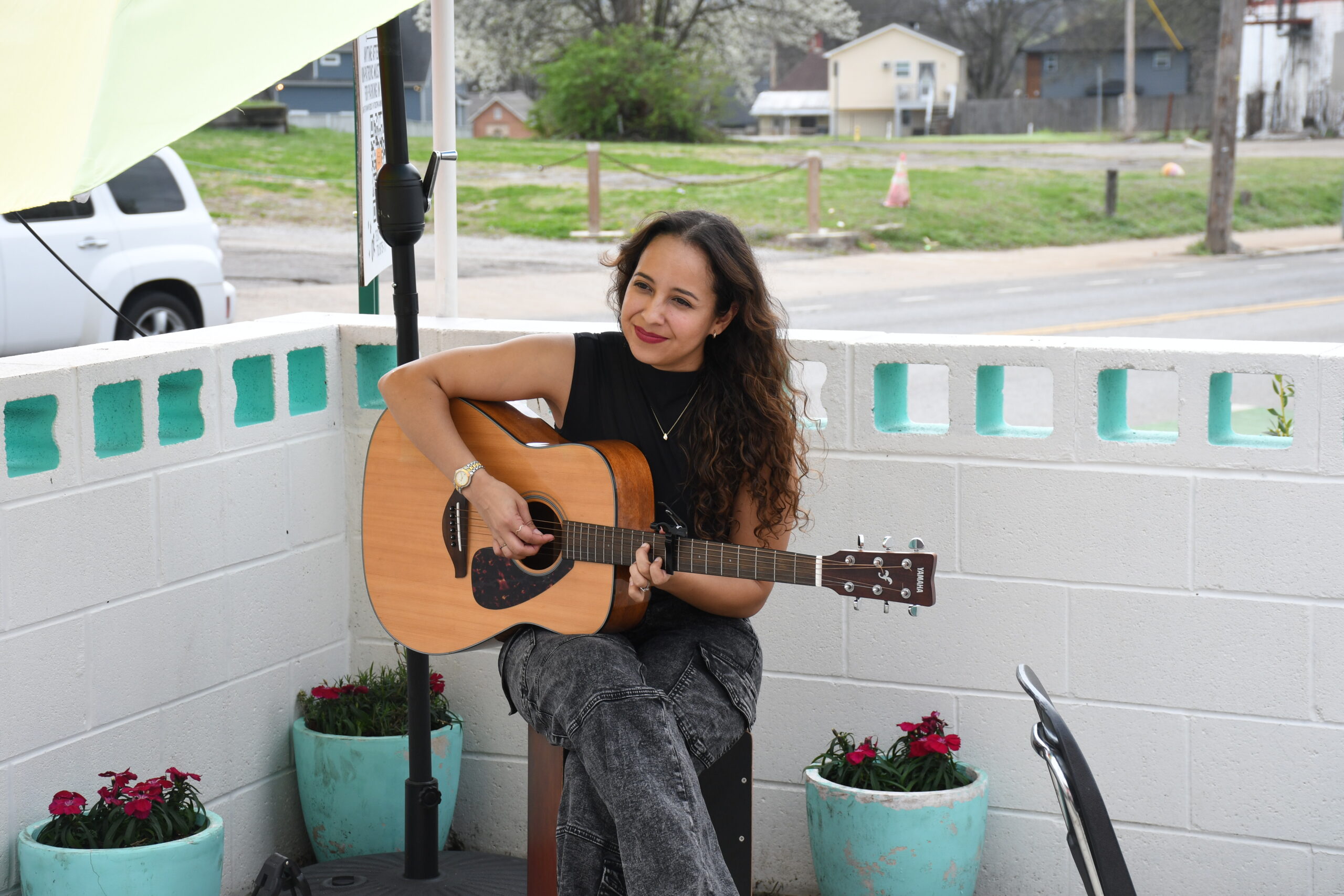 Nashville rallies for journalist detained by ICE