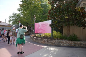 Visitors visit Dollywood on August 26, 2026 the day after the country icon’s passing.